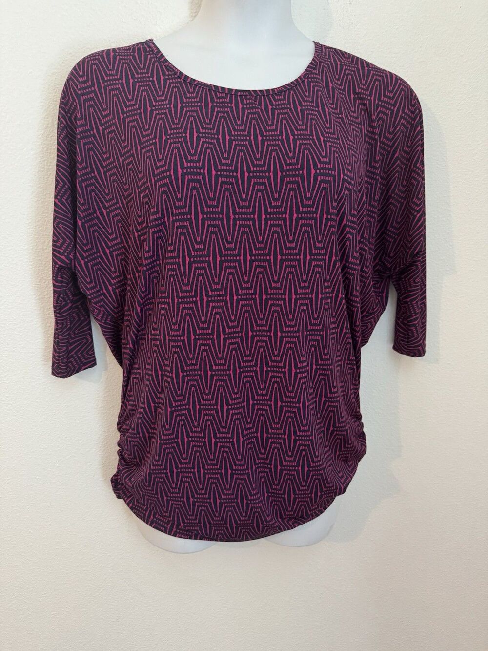 41 Hawthorn Women's Blouse Pullover Dolman 3/4 Sleeves Knit Stretch L Navy Pink